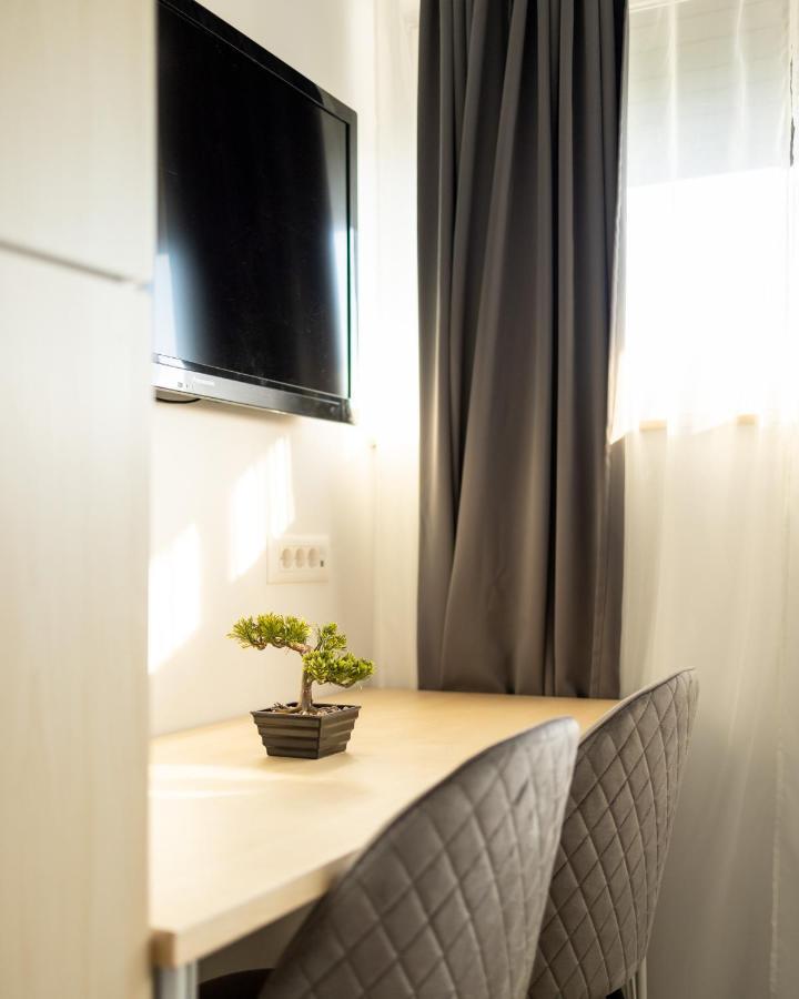 Apartments Trzin-Mlake W Free Parking Exterior photo